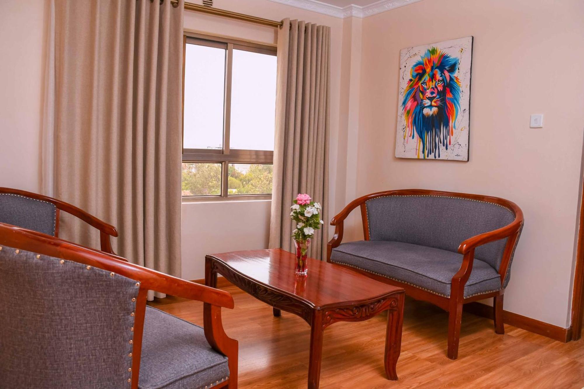Buraha Zenoni Hotel And Resort Nakuru Ngoại thất bức ảnh