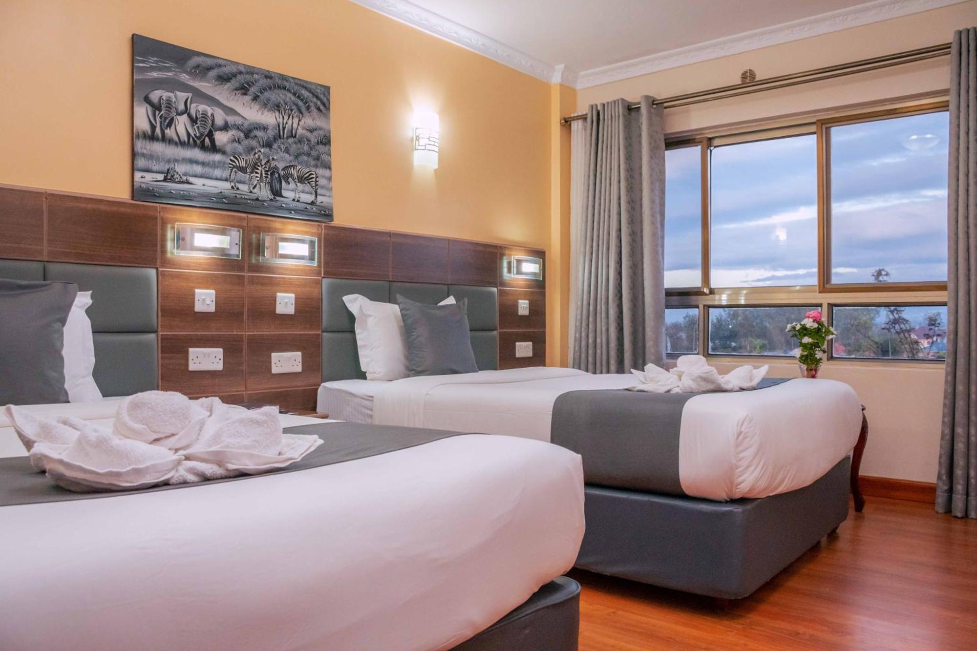 Buraha Zenoni Hotel And Resort Nakuru Ngoại thất bức ảnh
