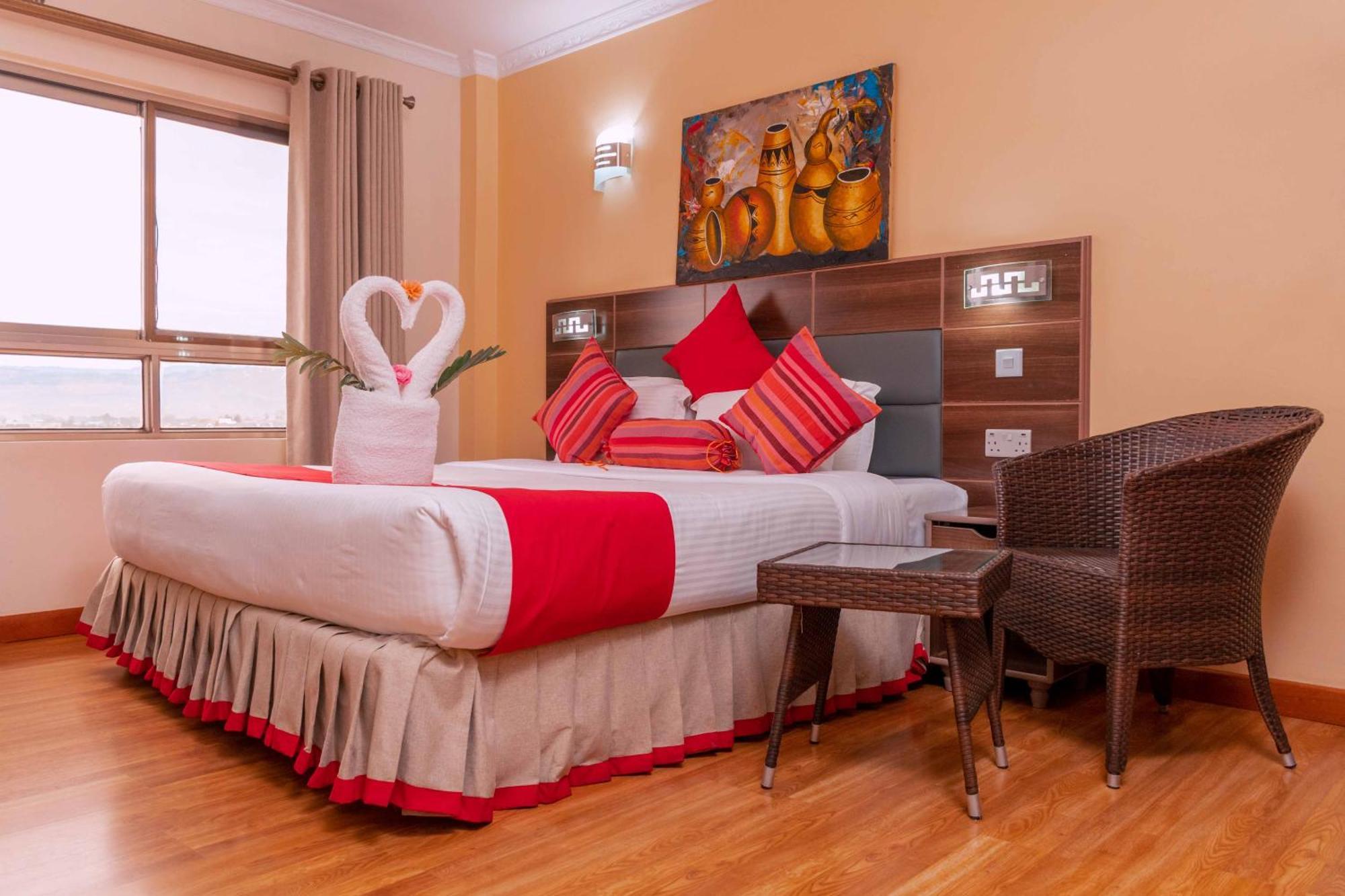 Buraha Zenoni Hotel And Resort Nakuru Ngoại thất bức ảnh